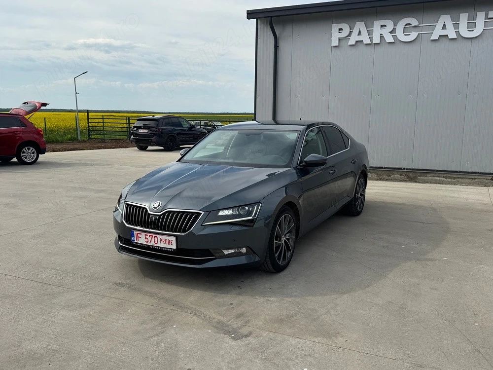 skoda Superb Laurin klement distronic ventilate keyless navi mare soft close