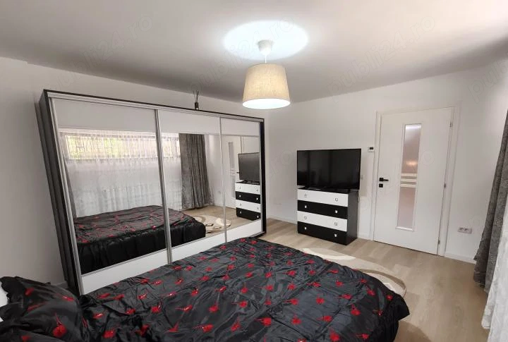Apartament cu 2 camere decomandat, Zona Compozitori