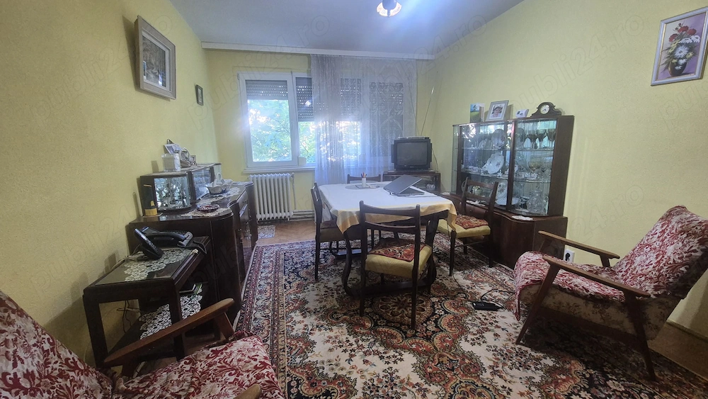 Apartament 3 Camere Micro 16 - Etaj 3, Centrală Proprie & Izolat