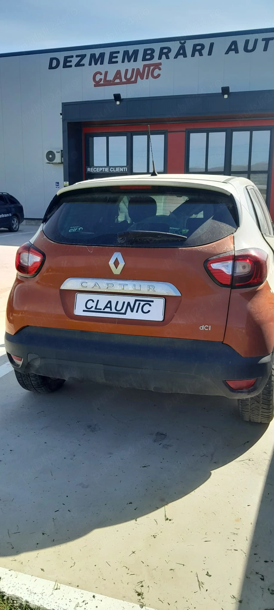 Dezmembram Renault Captur 1.5 dCi K9K 608 cod cutie JR5 332