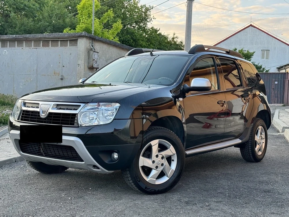 Duster 2010 luna 11 GPL 
