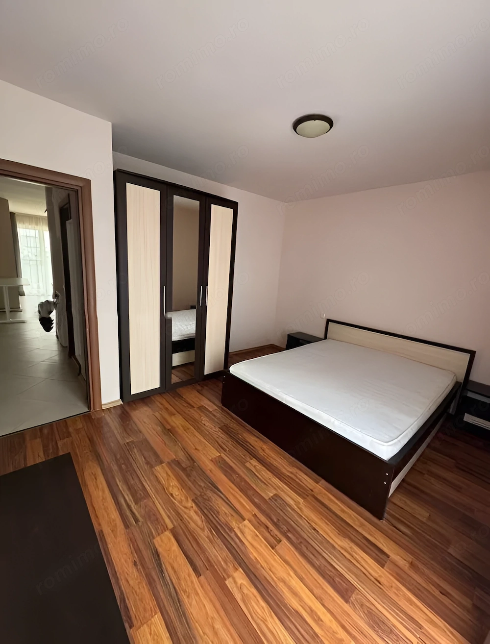 Inchiriez apartament 2 camere zona Berceni