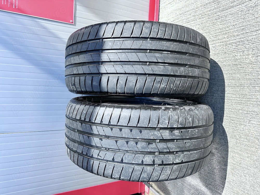 Anvelope Brigestone 245/40/18 dot 2022