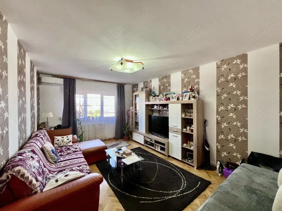  Apartament 2 camere, decomandat, 53 mp utili - Girocului