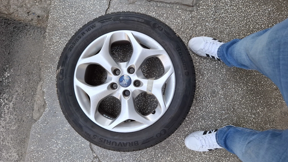 Vand 4 jante + anvelope sport 205/55/16