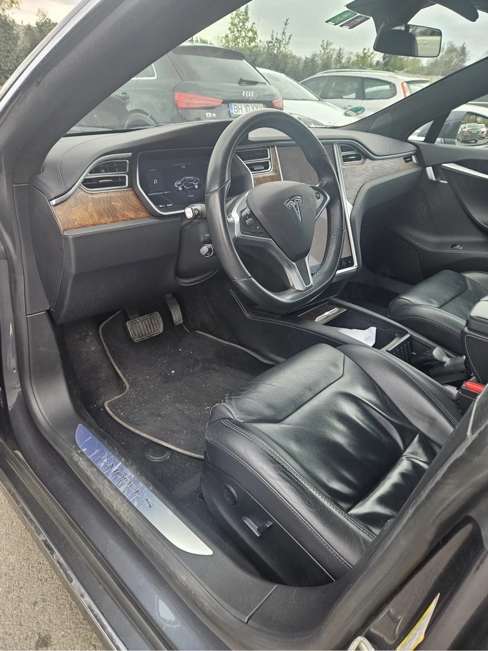 Tesla model S 75 Free supercharger
