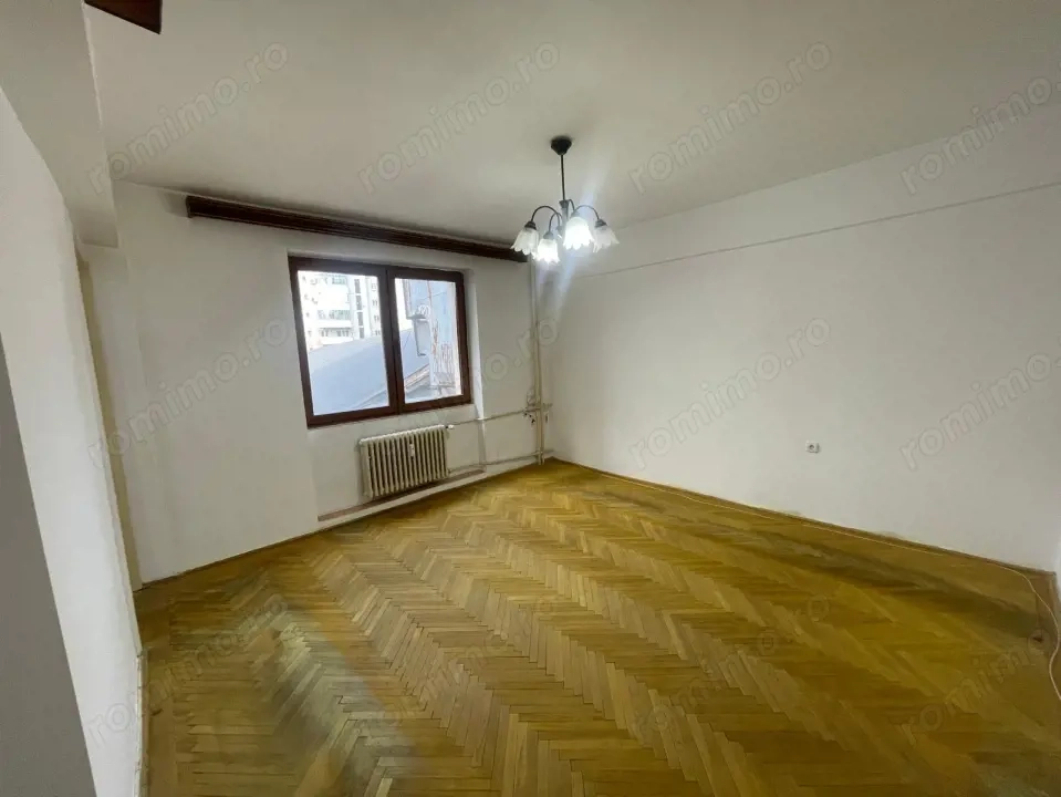 Apartament 2 camere, 35,40 mp, zona Ultracentral