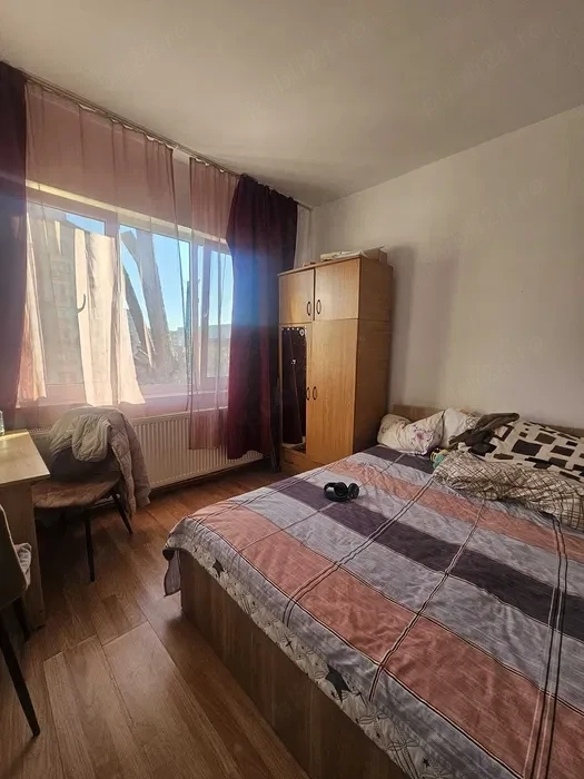 Garsonieră Alexandru cel Bun, intersecția ȚigareteGarsonieră 20 m  situată la etajul 3 din 4, recent