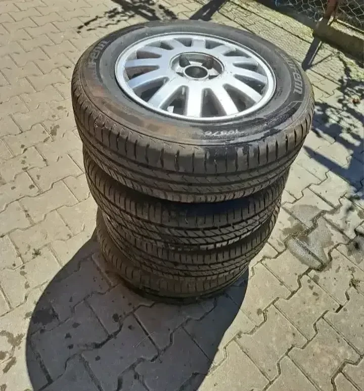 Jante Aliaj Originale AUDI 5x100 R15 + Cauciucuri de Vara 195/65/15
