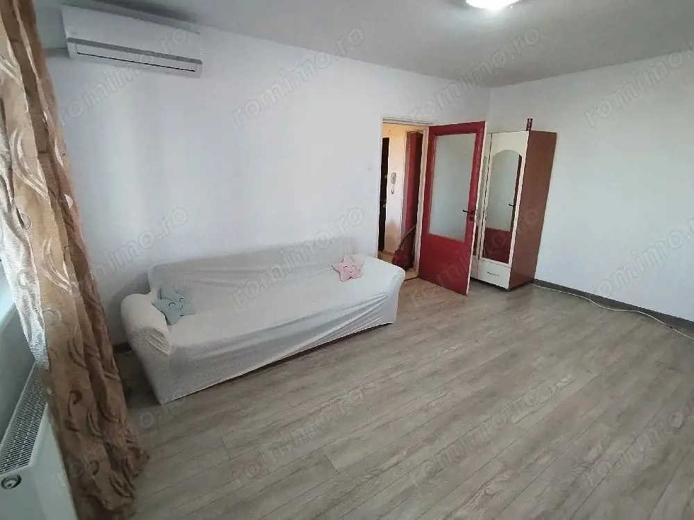 De închiriat – Apartament 2 Camere, Bloc Anvelopat, Aproape de METROU și STB