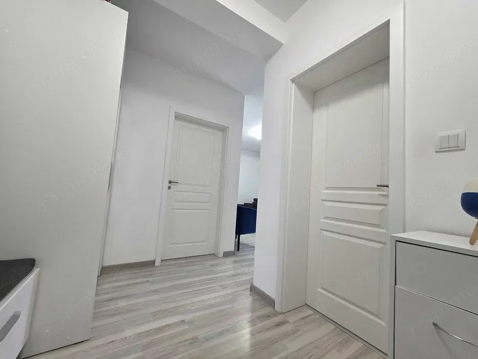 Apartament 1 Camera  Decomandat Etaj 1 Totul Nou Centrala Proprie Zona Giroc Calea Urseni 
