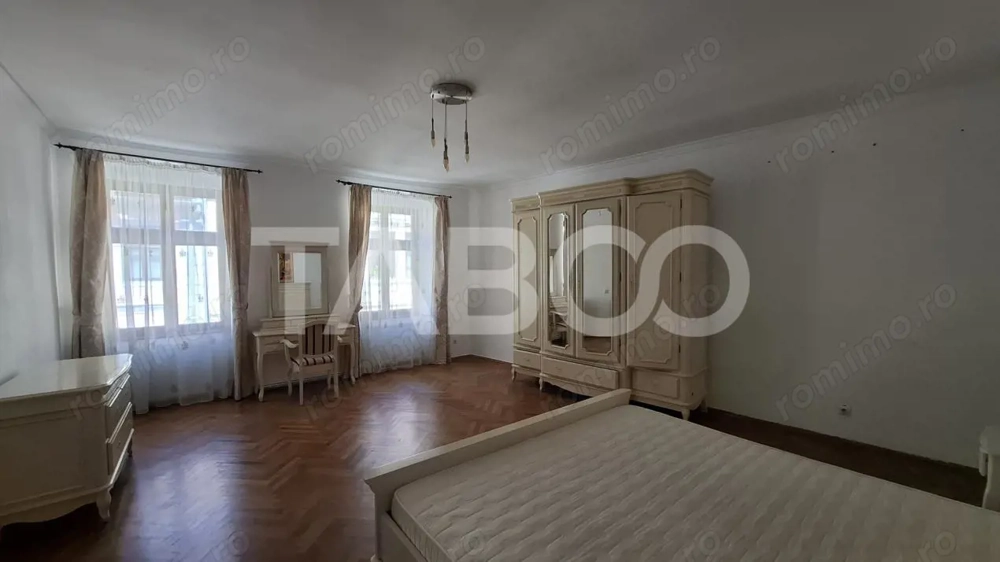 Apartament 2 camere de vanzare 70 mp in Centrul Istoric al Sibiului