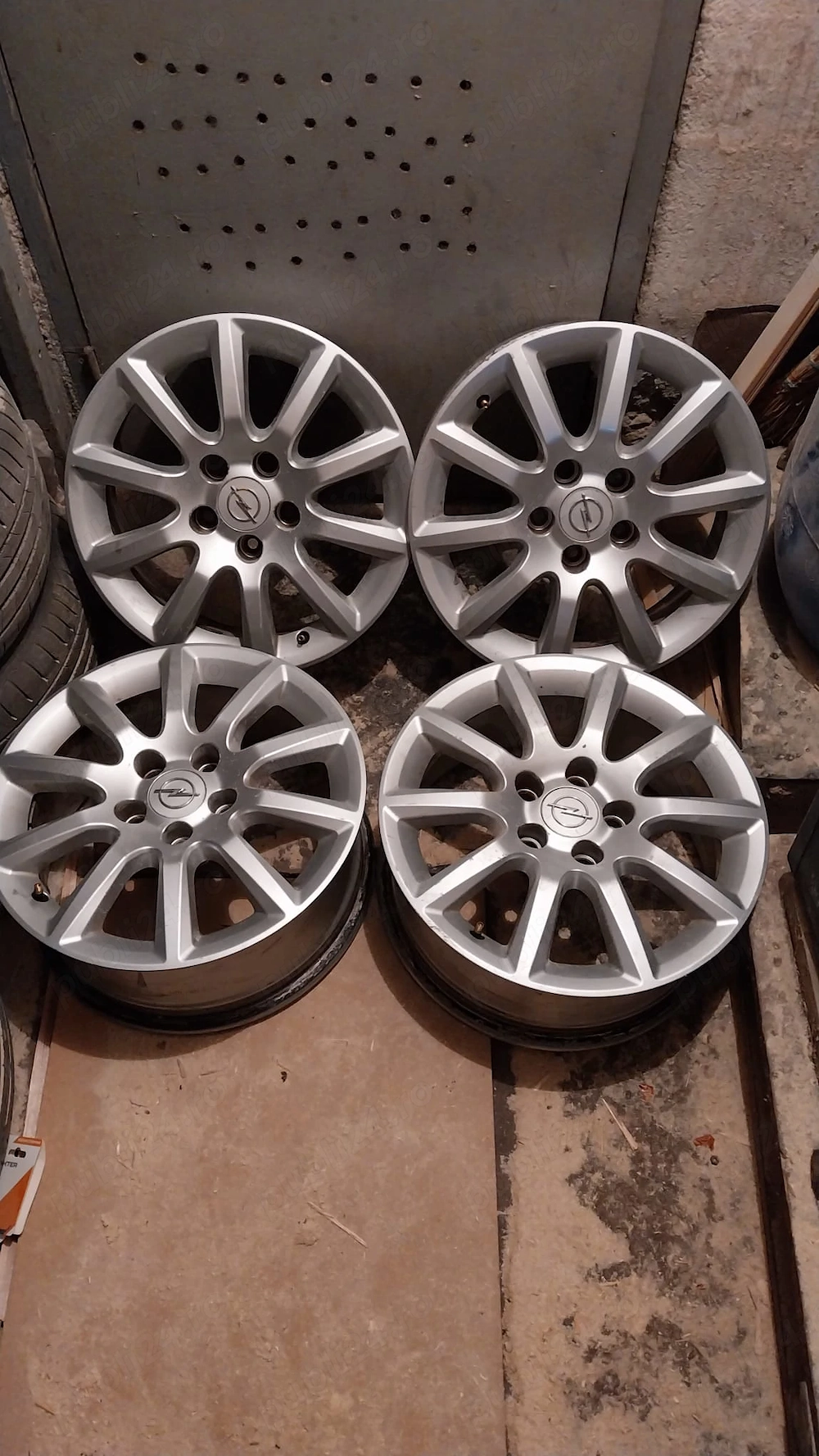 Jante Aliaj r16