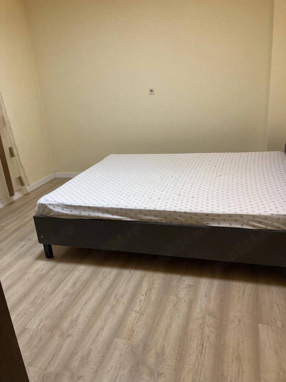 Vand apartament central