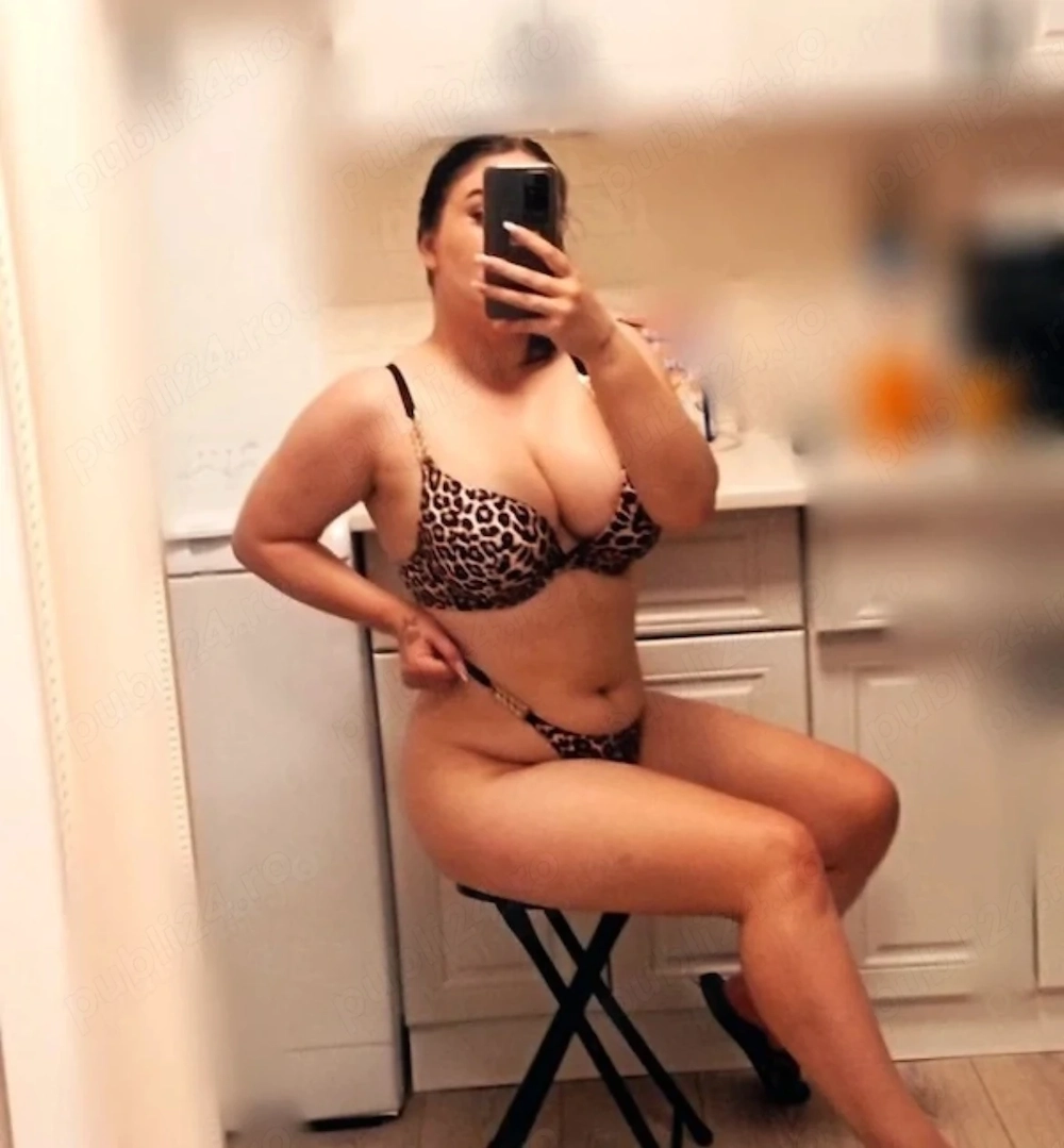 Alina Minionă Sexy 