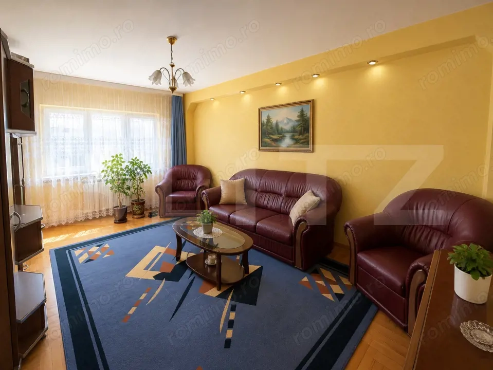 Apartament 3 camere, decomandat, etaj 3, Obcini Suceava 