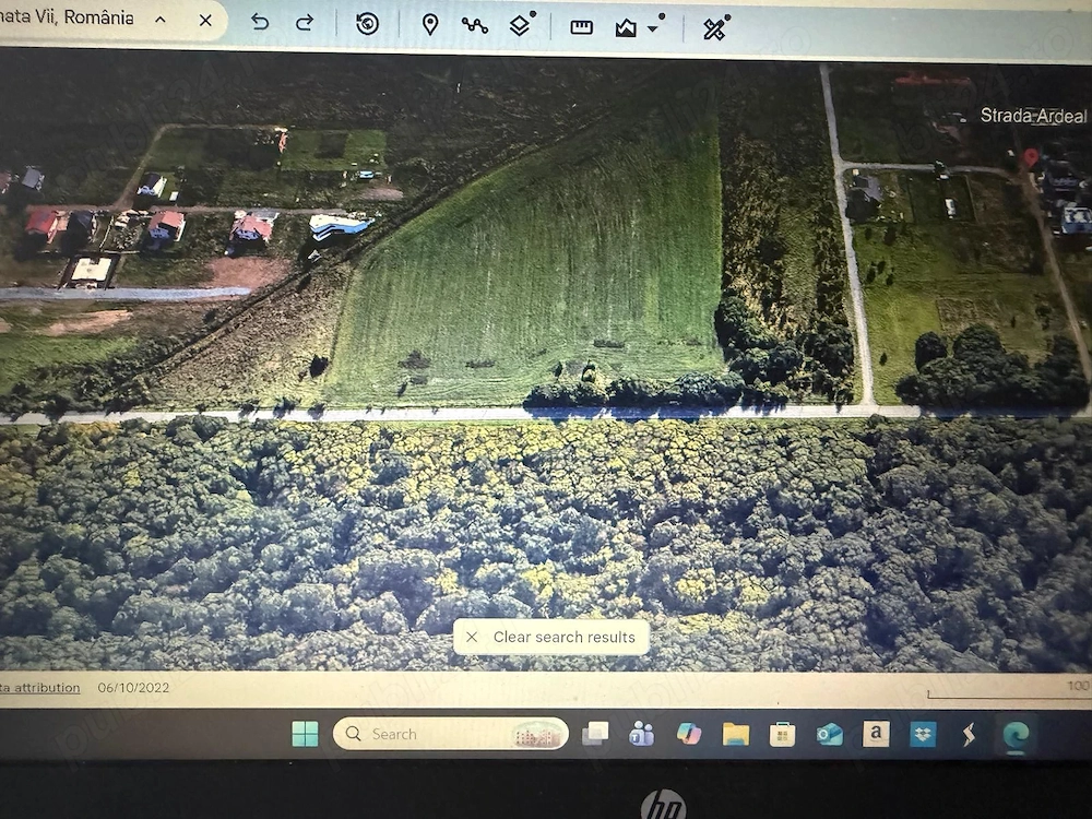 Teren de vânzare ,550mp parcela sau 2Parcele alăturate 1100mp.P+E+M,langa Padurea Verde 