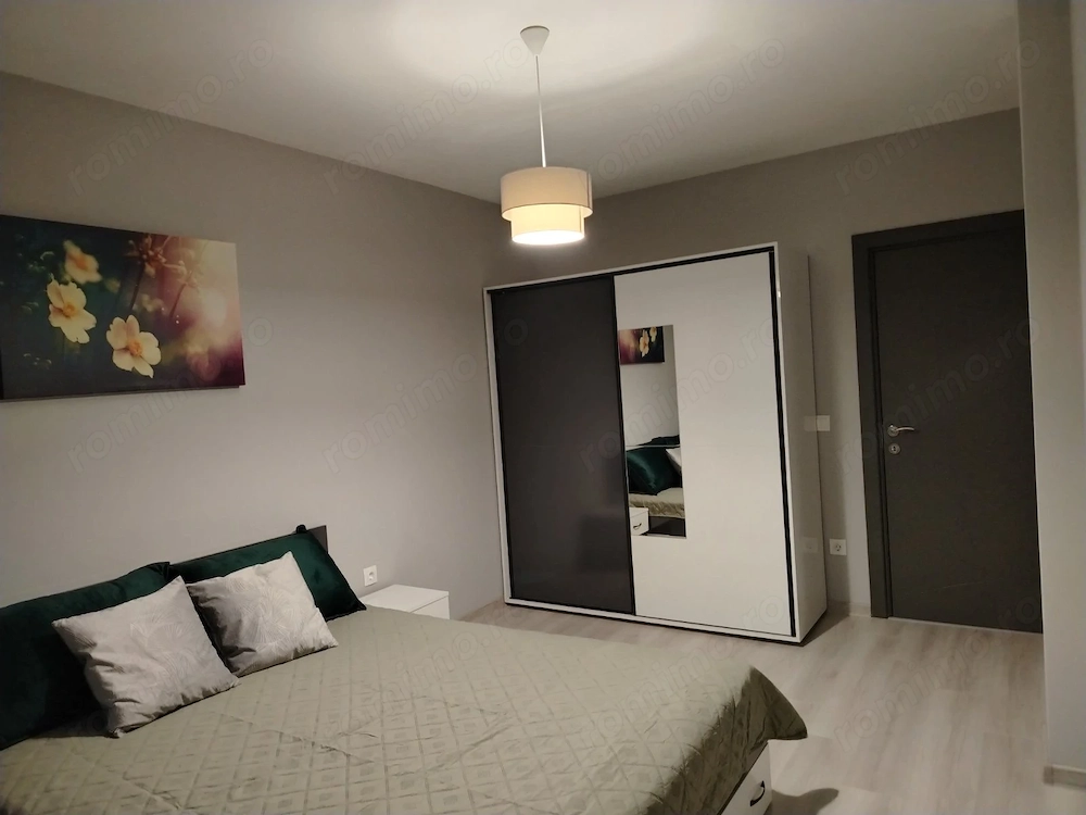 Apartament cu 2 camere de închiriat în zona Unirii