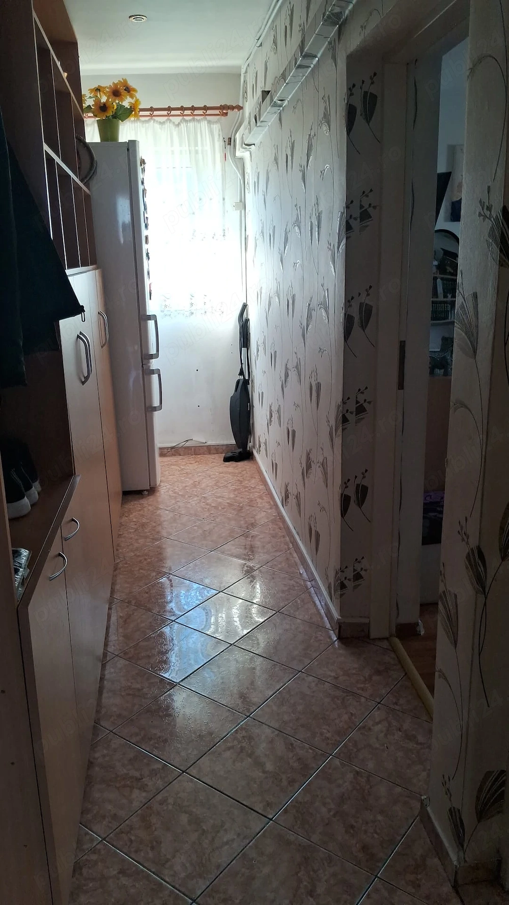 vand apartament cu terasa 