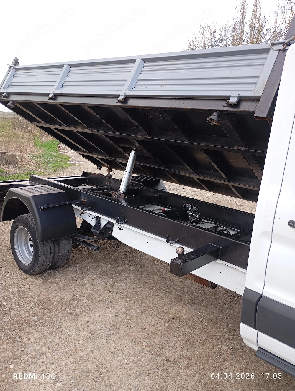 Vând schimb Ford transit motor 2.2 TDCi 6 trepte 