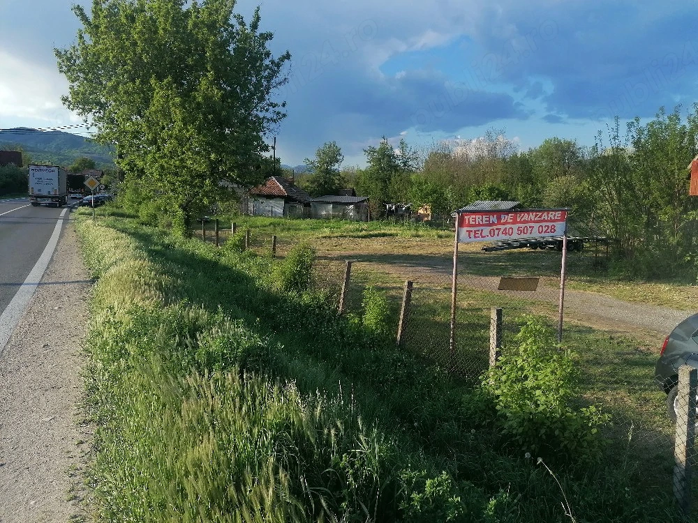 Vând teren în BUjoreni lunca 