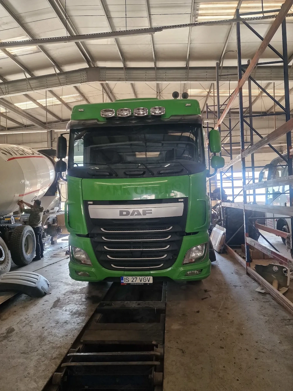 Vand 2 Cap Tracto Daf XF 105