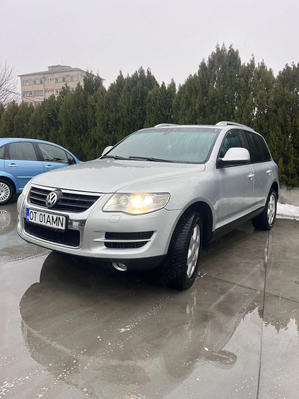 Touareg 3.0 V6 BKS. AUTOMAT Perne de aer cârlig de remorcare