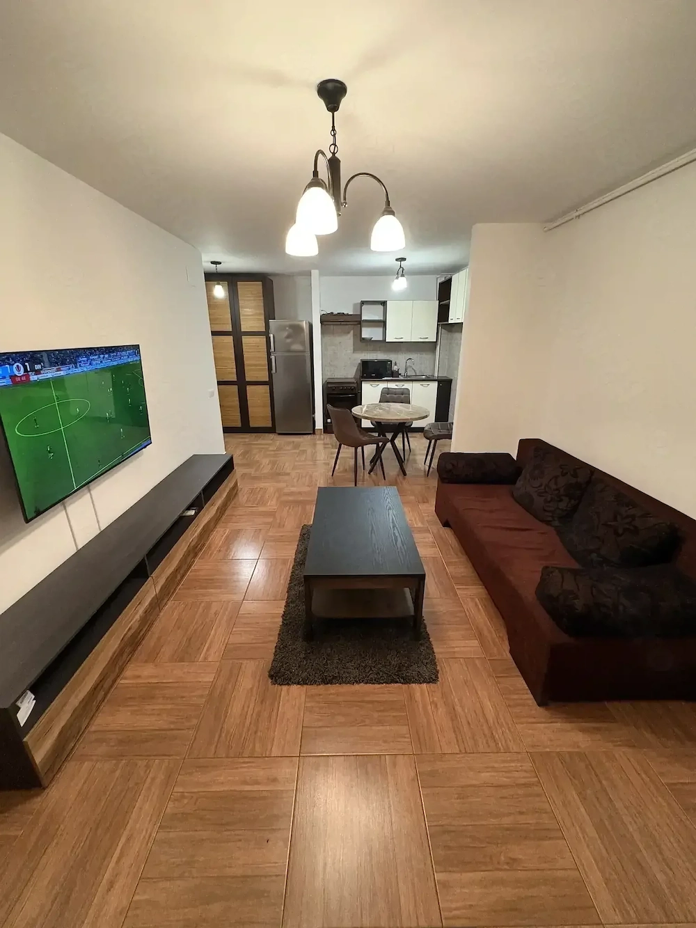 Apartament 2 camere Calea Plevnei cu parcare subterana la inchiriere
