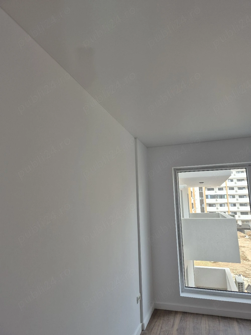 Inchiriez apartament 2 camere