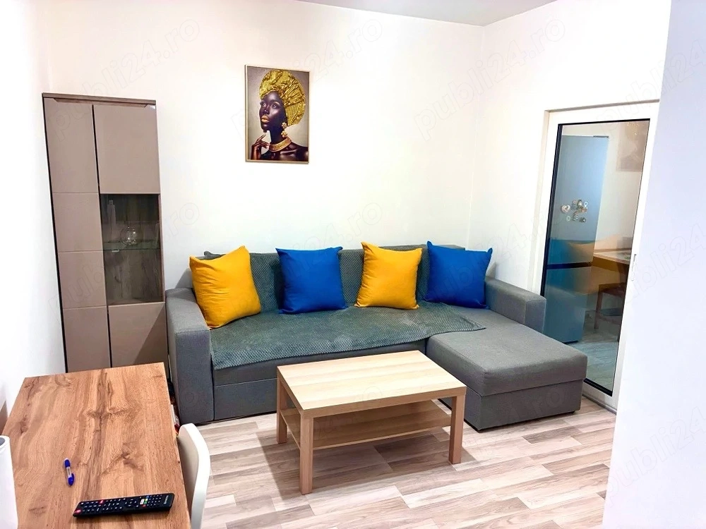 Inchiriez apartament cu 2 camere 