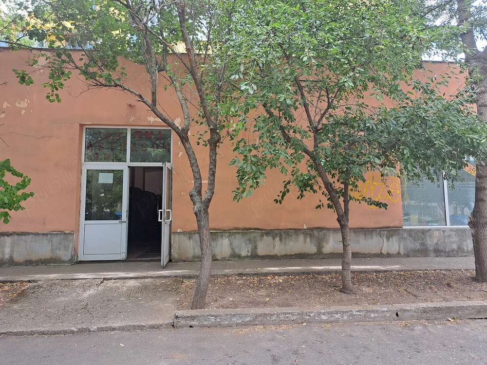 Vând  Închiriez spațiu comercial in Turnu Magurele 