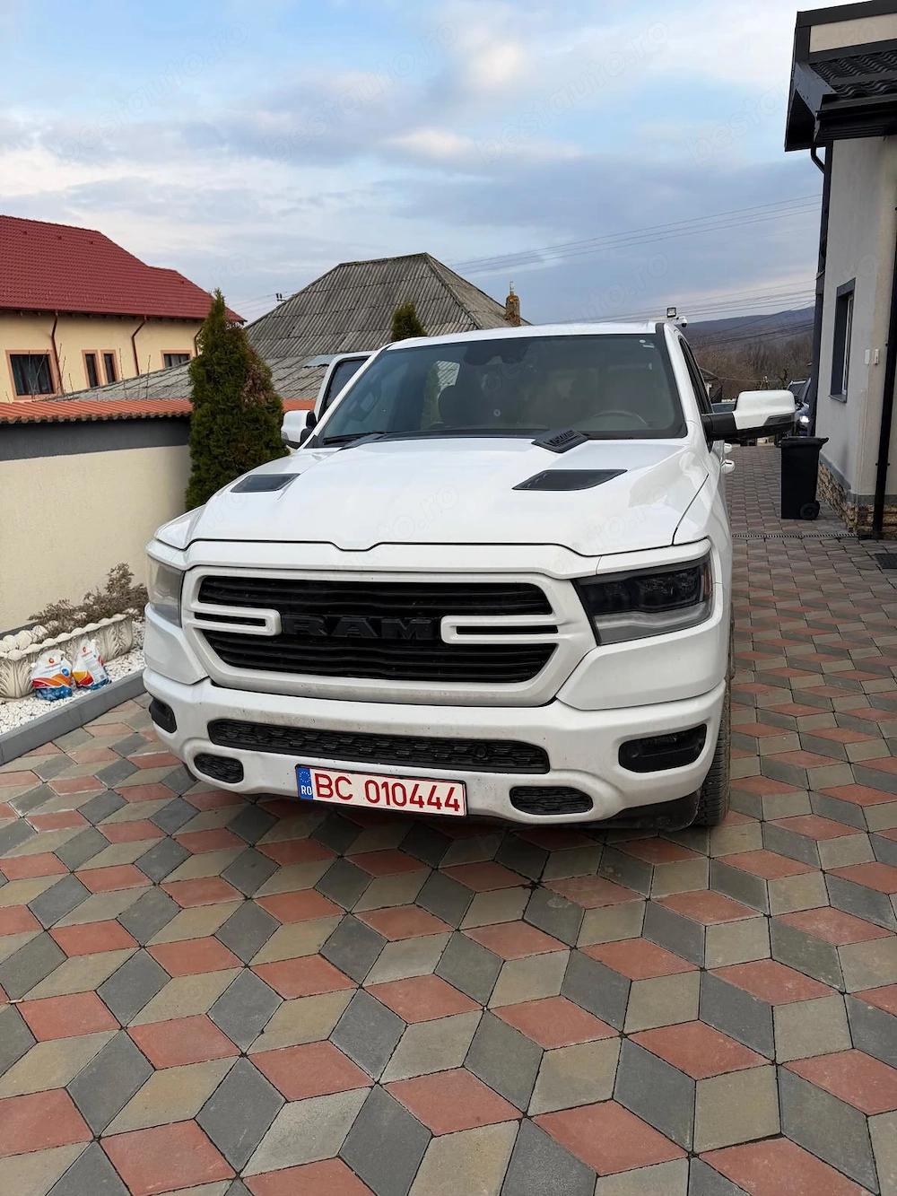 RAM DODGE 1500 2023
