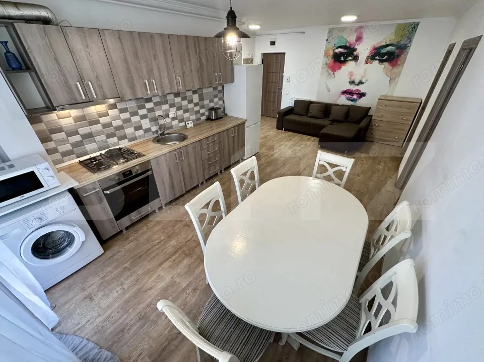 Apartament 3 camere, 70 mp total, acces pietonal Vivo