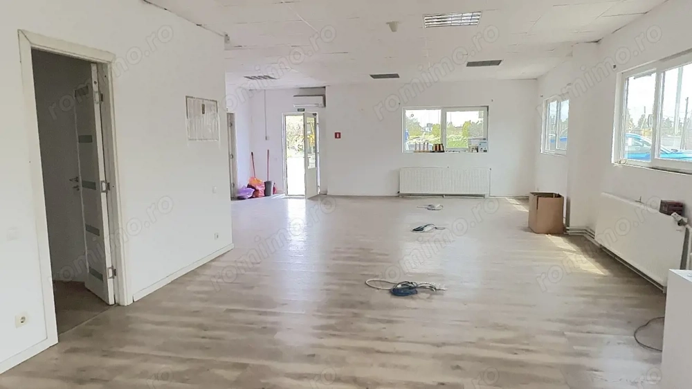  DEPOZIT 450 mp. Birouri Hala si TEREN Imprejmuit 4077 mp Asfalt - Utilitatile
