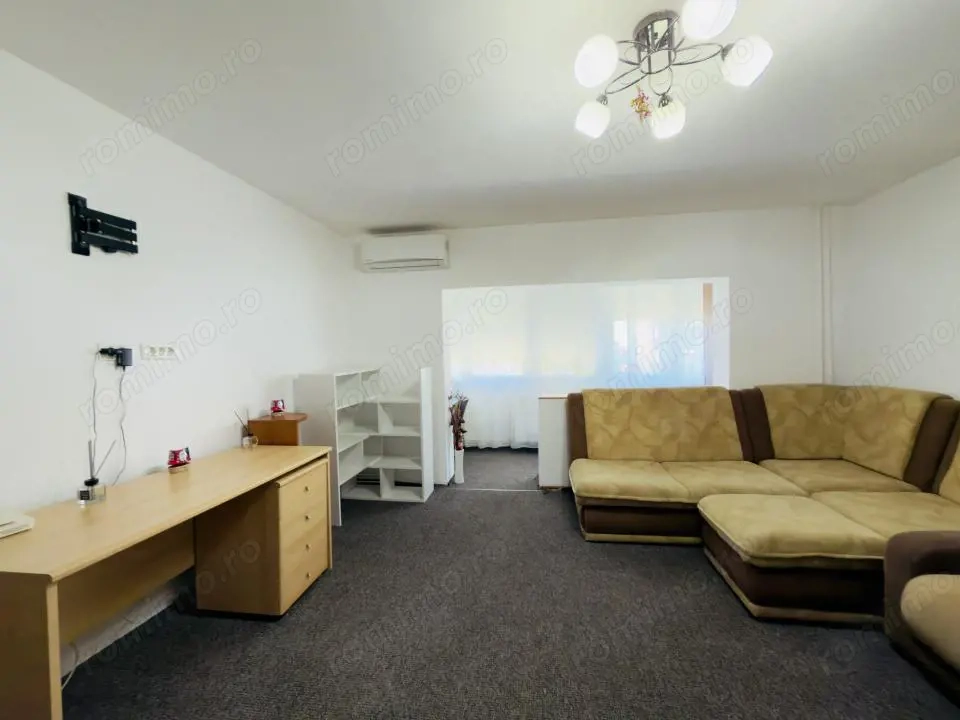 COMISION 0%  Apartament 2 camere, semidecomandat, etaj 3, zona Steaua 