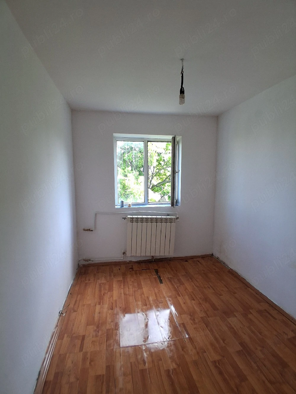 proprietar vănd garsonieră cf 3