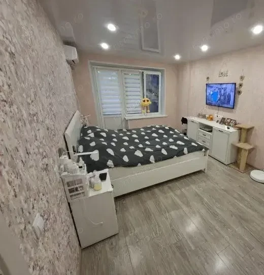 Apartament cu 2 camere de inchiriat in zona Circumvalatiunii