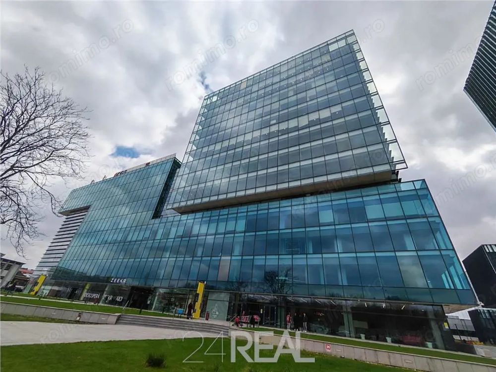 Spatiu de inchiriat in cladirea River Place de la 135 mp