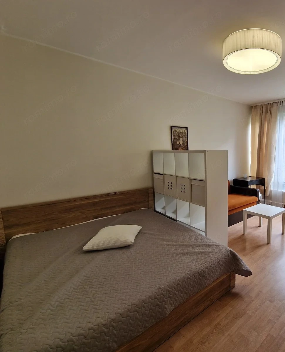 Apartament cu o camera de inchiriat in zona Soarelui