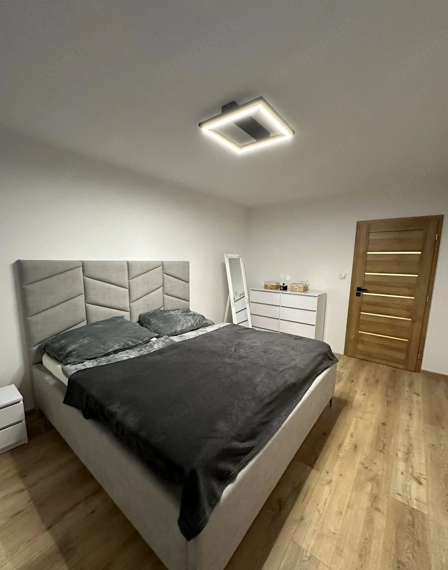 De inchiriat apartament cu 2 camere in zona Soarelui