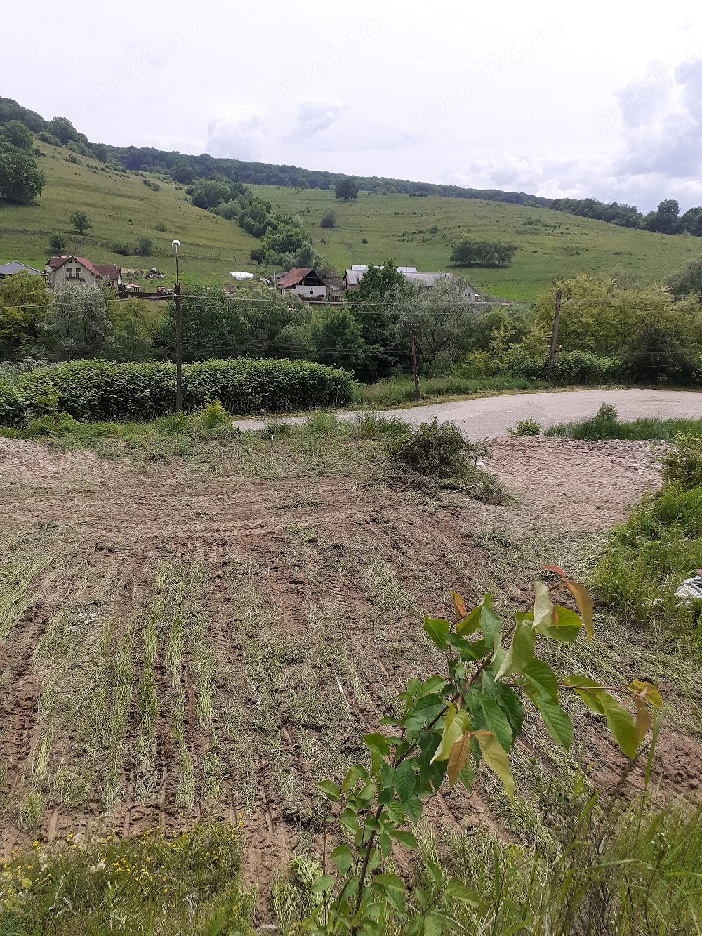 Teren intravilan Ana Ipătescu 
