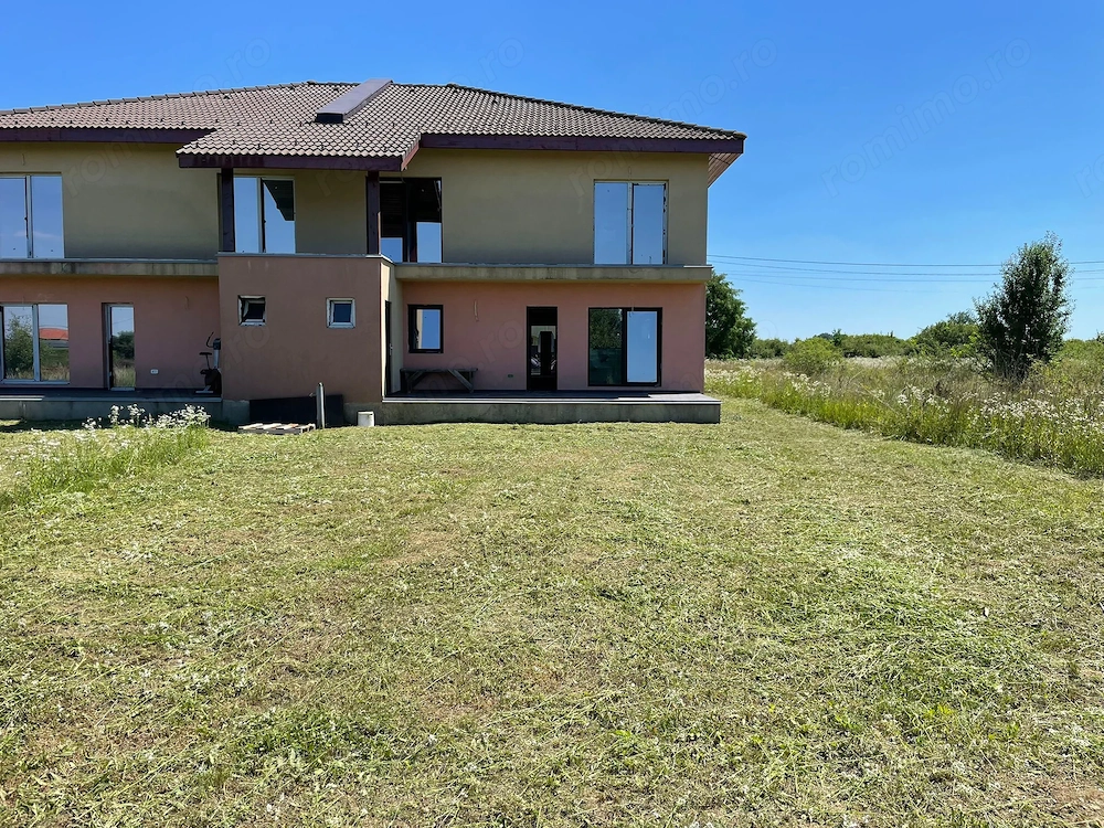 Vand duplex in Sag - Manastire