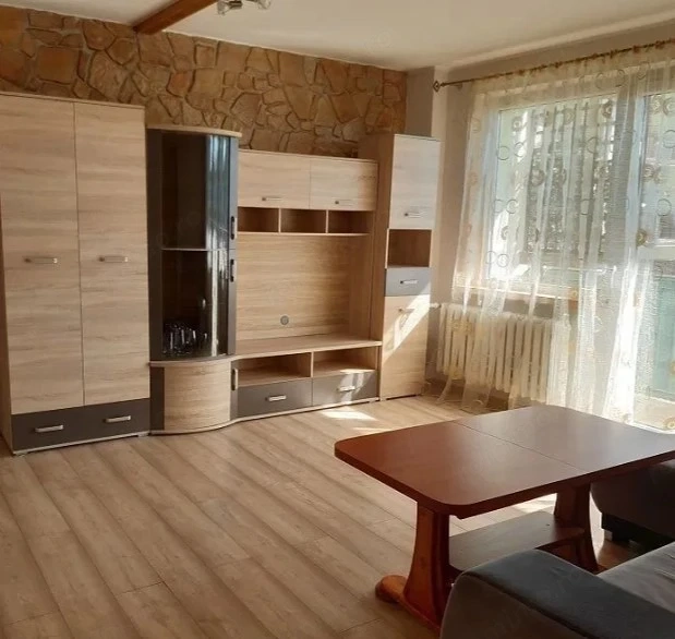 Apartament de inchiriat 2 camere zona Spitalului Judetean 