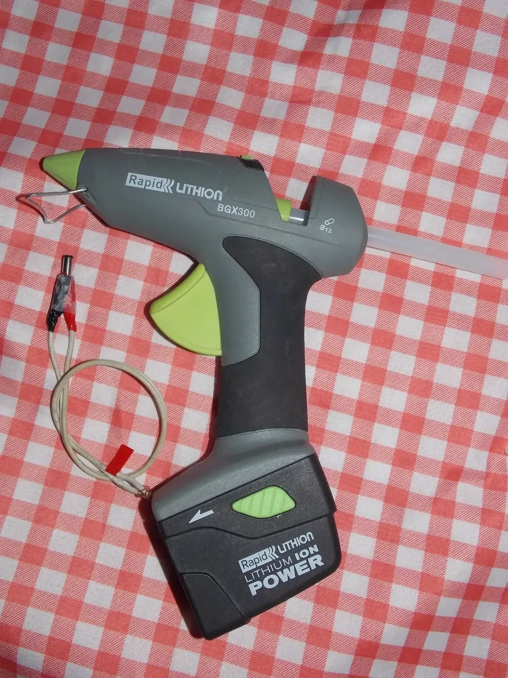 RAPID BGX300 pistol de lipit cu batoane silicon cu acumulator Li-ion