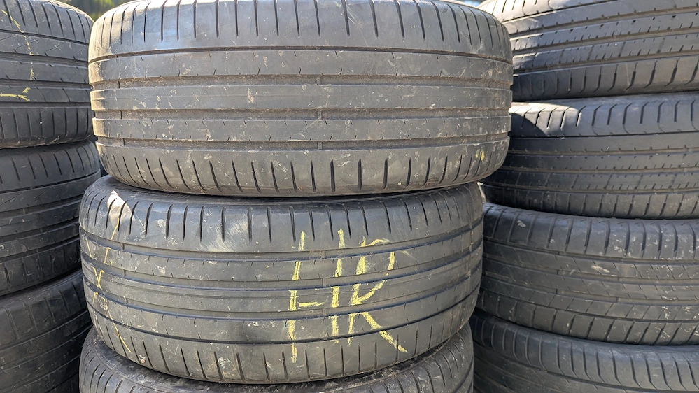 set 4 anvelope vara 245/40/19 Pirelli 