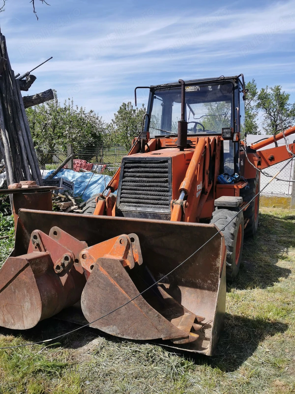 Buldoexcavator FAI 100D 9t