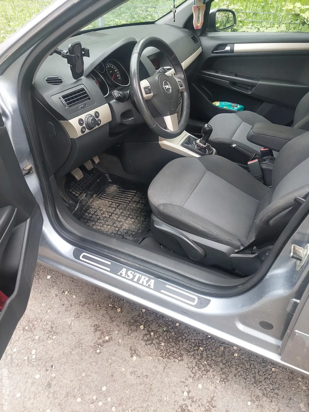 vind Opel astra h 