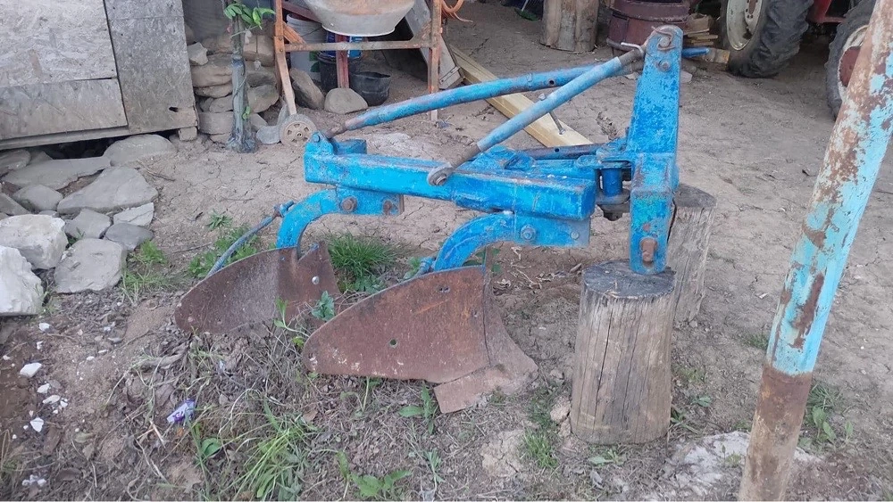 Plug de vanzare  