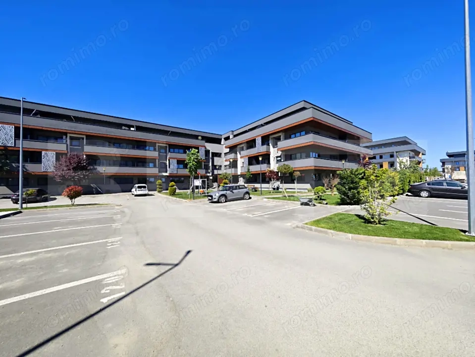  Apartament nou modern, 3 camere, 2 bai, 2 balcoane si centrala pe gaz 