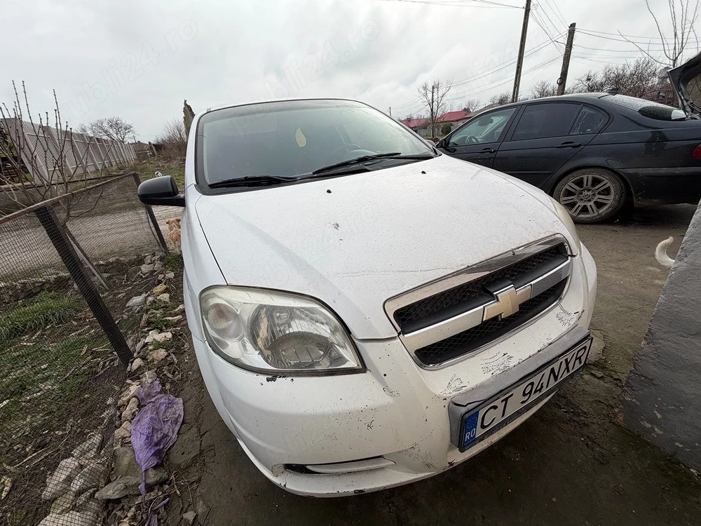 Vând Chevrolet Aveo
